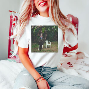 Bernie-Sanders-Jungle-Chair-Meme-T-Shirt