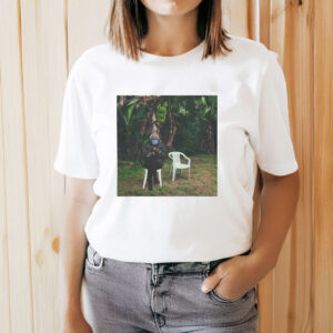 Bernie-Sanders-Jungle-Chair-Meme-T-Shirt-USA
