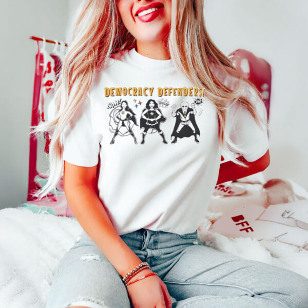 Bernie-Sanders-Shirt-–-Democracy-Defenders-Hero-Tee